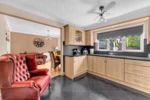 Photo 28- click for photo gallery